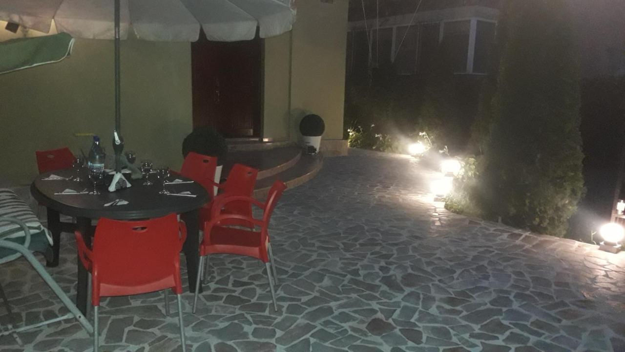 Vila 33 Villa Konstanca Kültér fotó